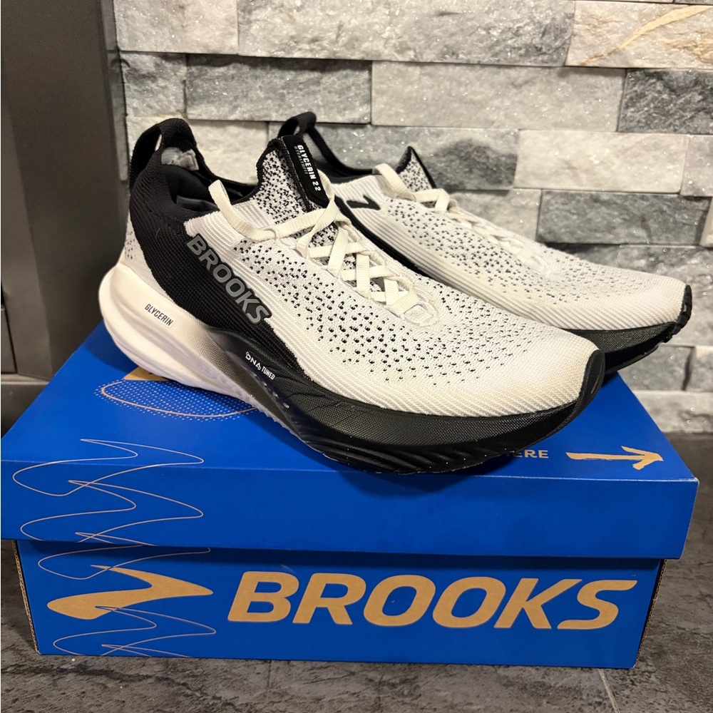 Brooks Glycerin Stealthfit Running Shoes